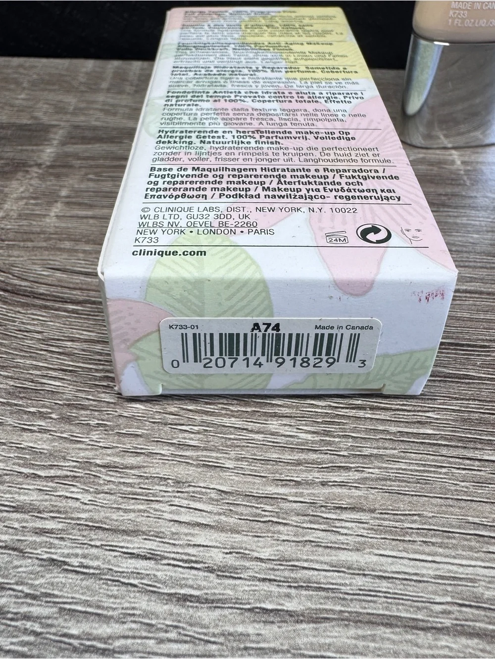 Clinique Even Better Refresh Hydrating and Repairing Foundation CN0.75 Custard
